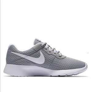 Womens Nike Tanjun Sneakers